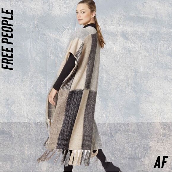 FREE PEOPLE BY DO EVERYTHING IN LOVE KIMONO NWT OS - Picture 3 of 10